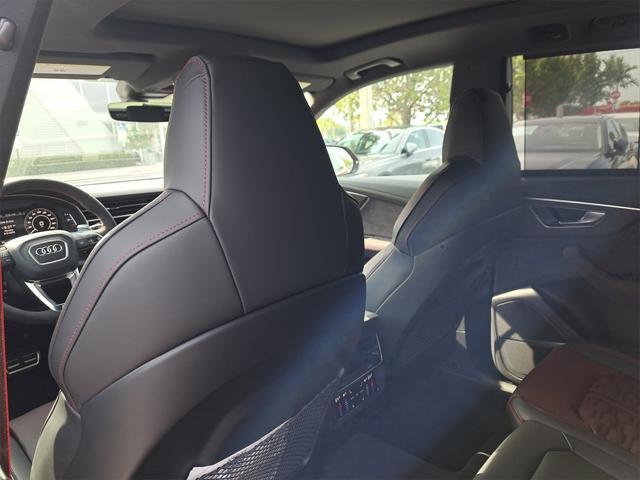 new 2025 Audi RS Q8 car, priced at $154,235