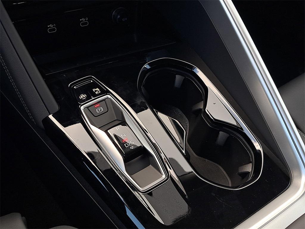 new 2025 Audi Q5 car, priced at $60,950