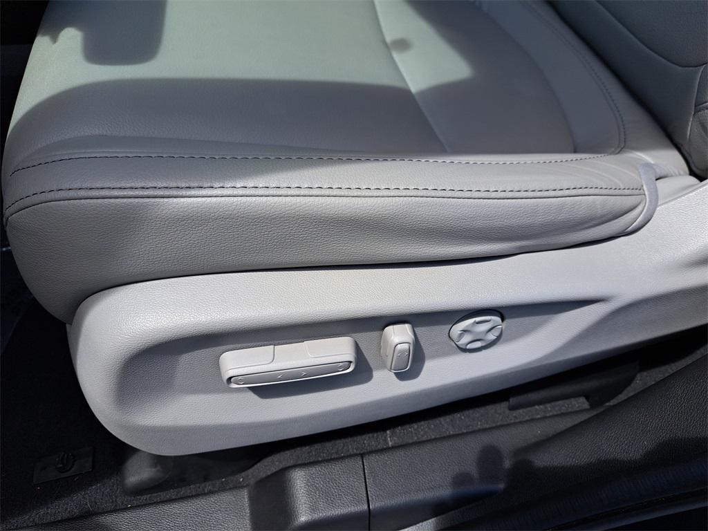 used 2022 Honda Odyssey car, priced at $33,575