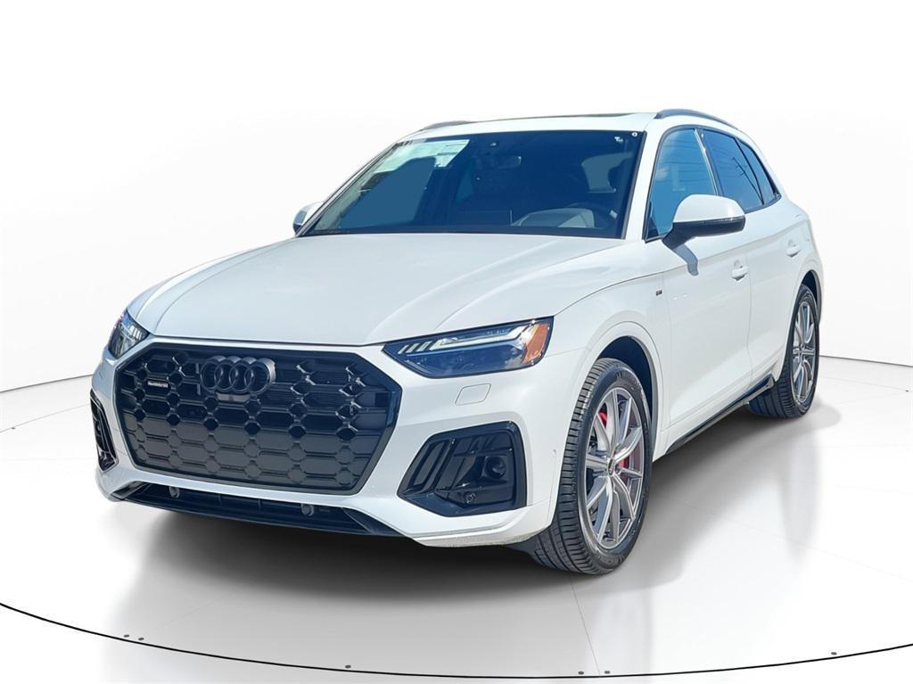 new 2025 Audi Q5 car, priced at $73,700