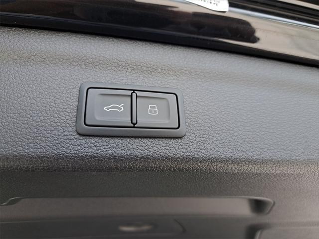 new 2025 Audi Q3 car, priced at $45,610