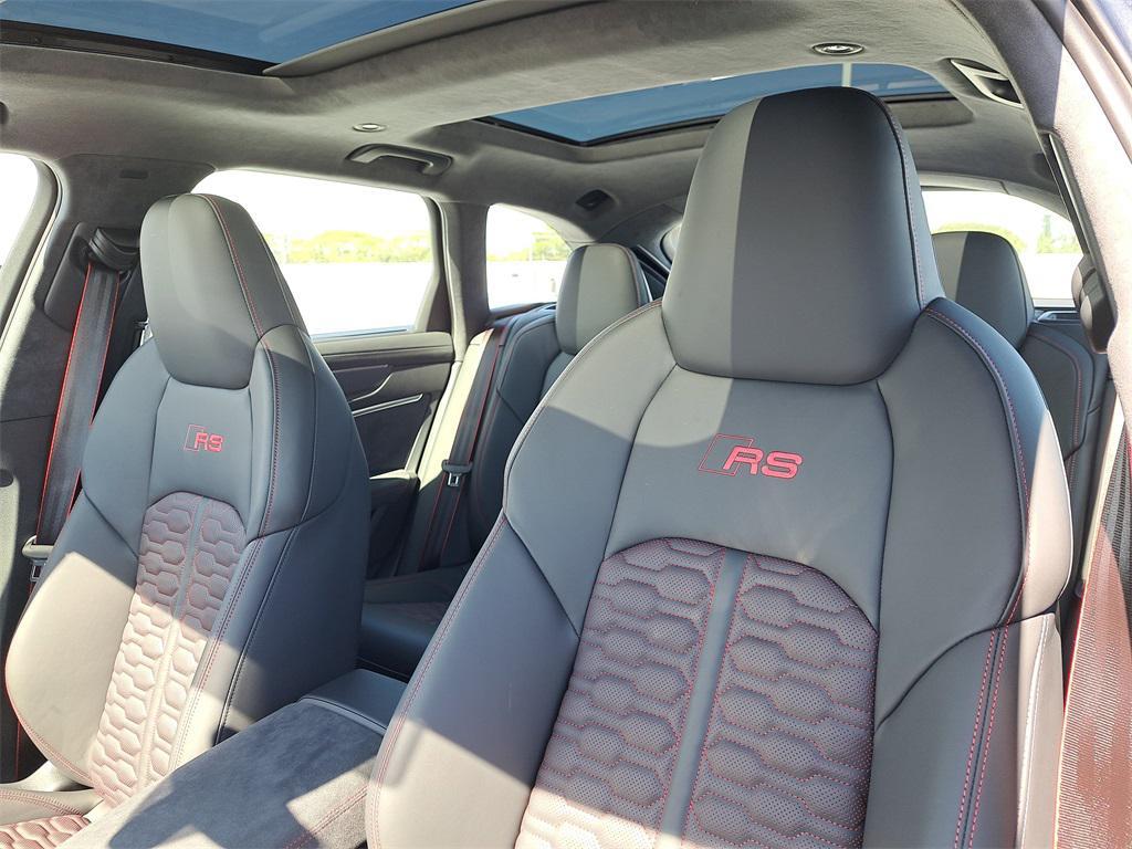 new 2026 Audi RS 6 Avant car, priced at $152,090