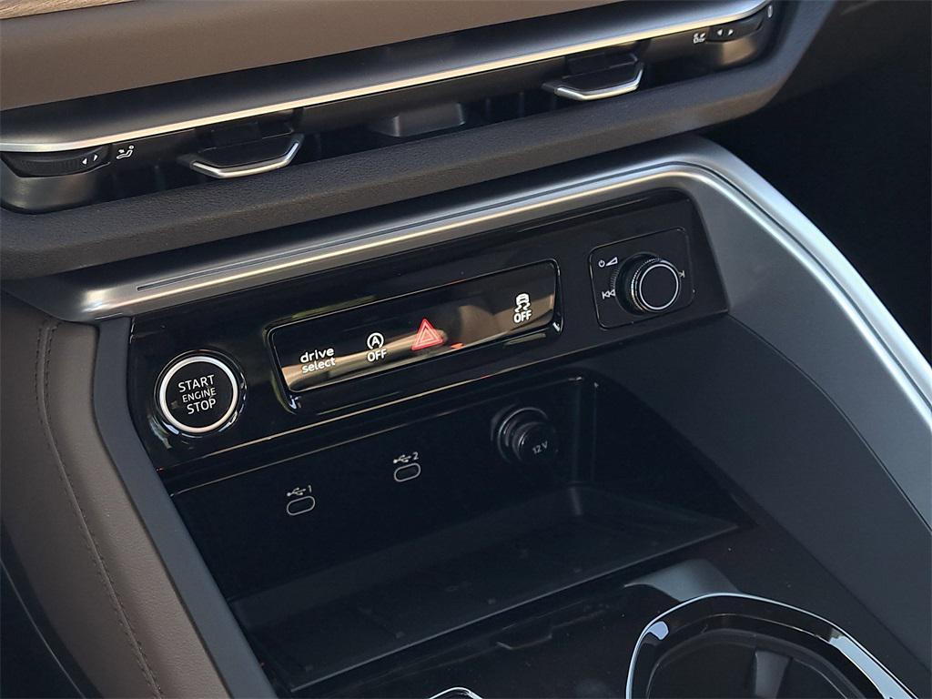 new 2025 Audi Q5 car, priced at $60,300