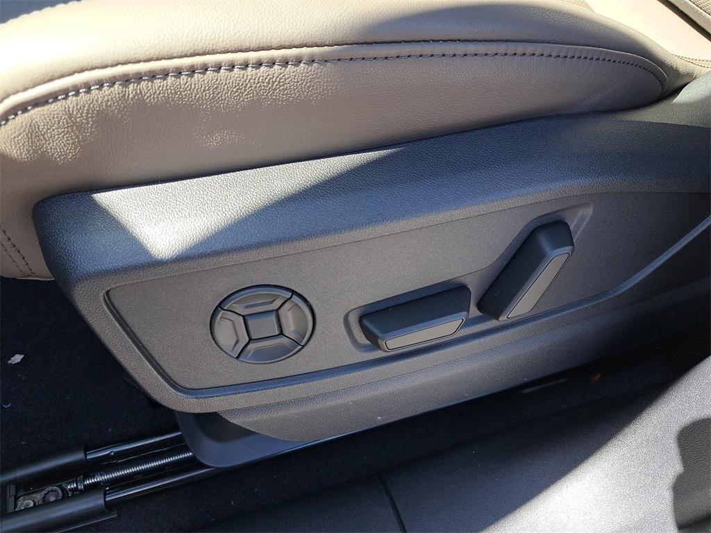 new 2025 Audi Q5 car, priced at $60,300