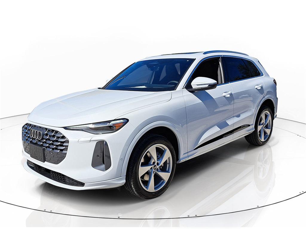 new 2025 Audi Q5 car, priced at $60,300