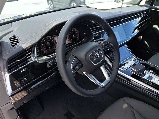 new 2025 Audi Q7 car, priced at $72,925