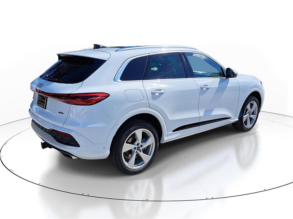 new 2025 Audi Q5 car, priced at $60,950