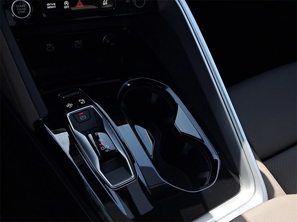 new 2025 Audi Q5 car, priced at $60,950