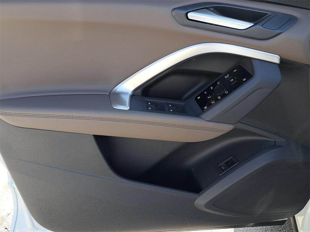 new 2025 Audi Q5 car, priced at $60,950