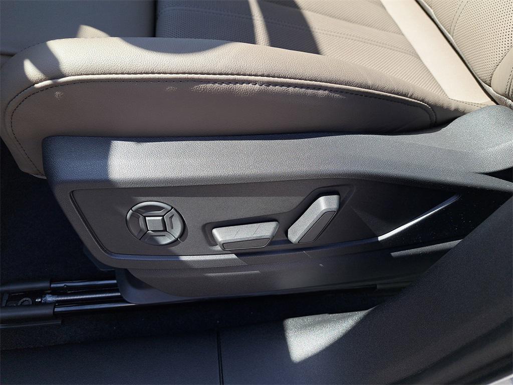 new 2025 Audi Q5 car, priced at $60,950