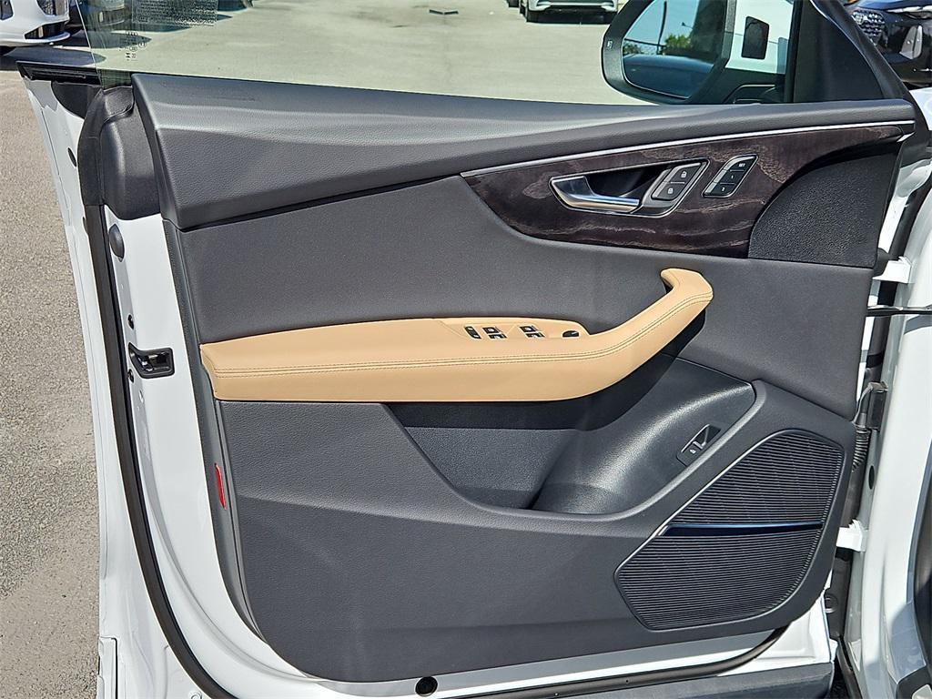 new 2025 Audi Q8 car, priced at $83,715