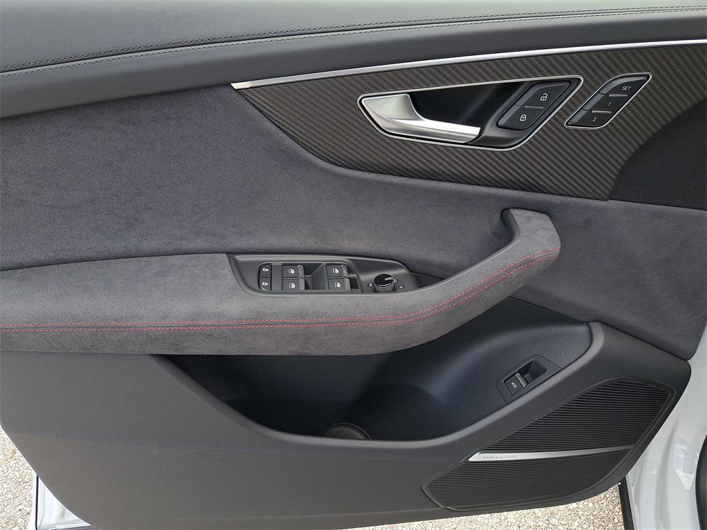 new 2026 Audi RS Q8 car, priced at $157,115