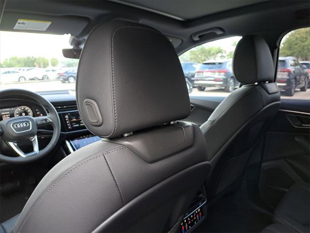 new 2025 Audi Q7 car, priced at $66,085