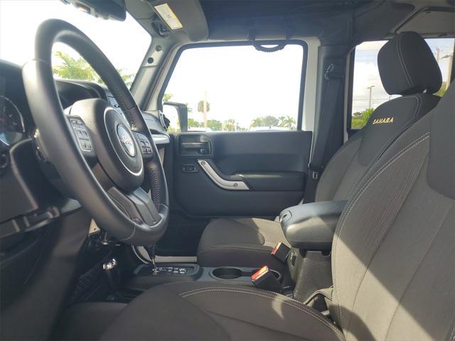 used 2015 Jeep Wrangler Unlimited car, priced at $25,998