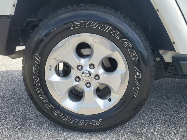 used 2015 Jeep Wrangler Unlimited car, priced at $25,998