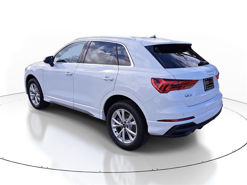 new 2025 Audi Q3 car, priced at $44,925