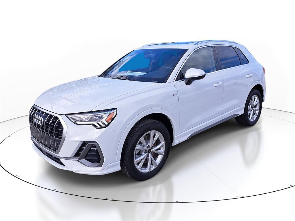 new 2025 Audi Q3 car, priced at $44,925