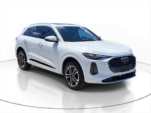 new 2025 Audi Q5 car, priced at $57,595