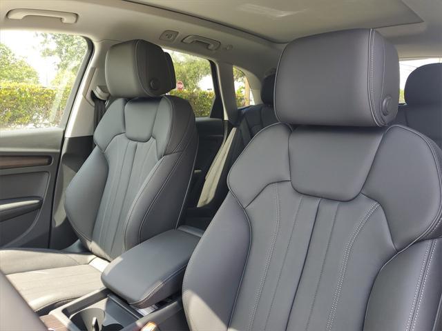 new 2025 Audi Q5 car, priced at $64,985
