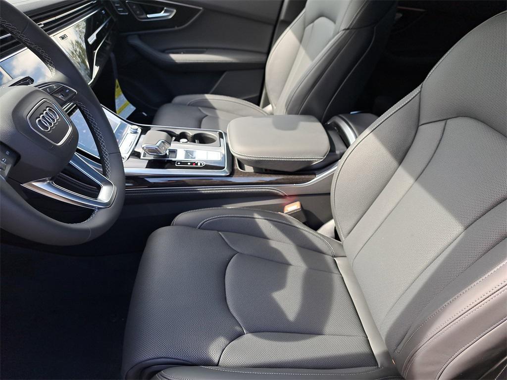 new 2026 Audi Q7 car, priced at $81,995