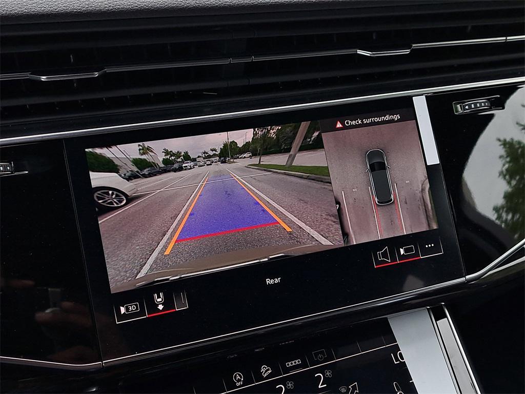 new 2025 Audi Q7 car, priced at $74,795