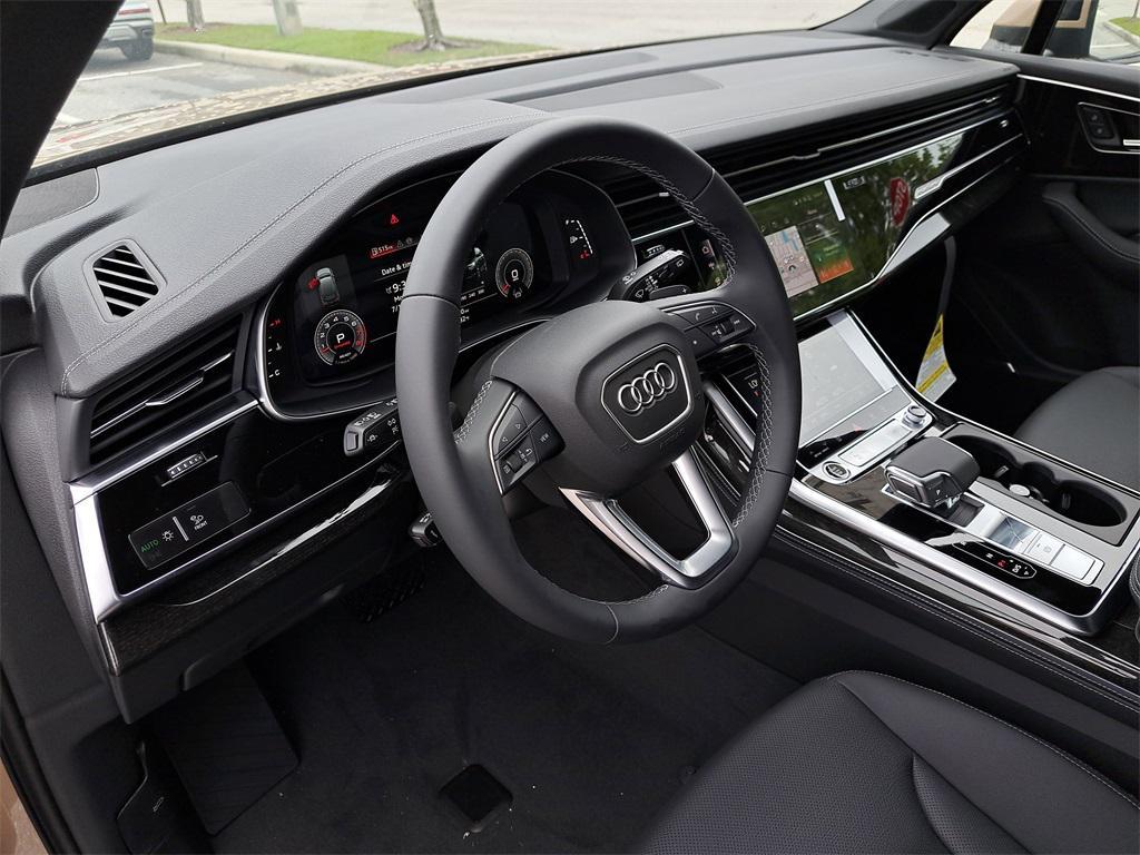 new 2025 Audi Q7 car, priced at $74,795