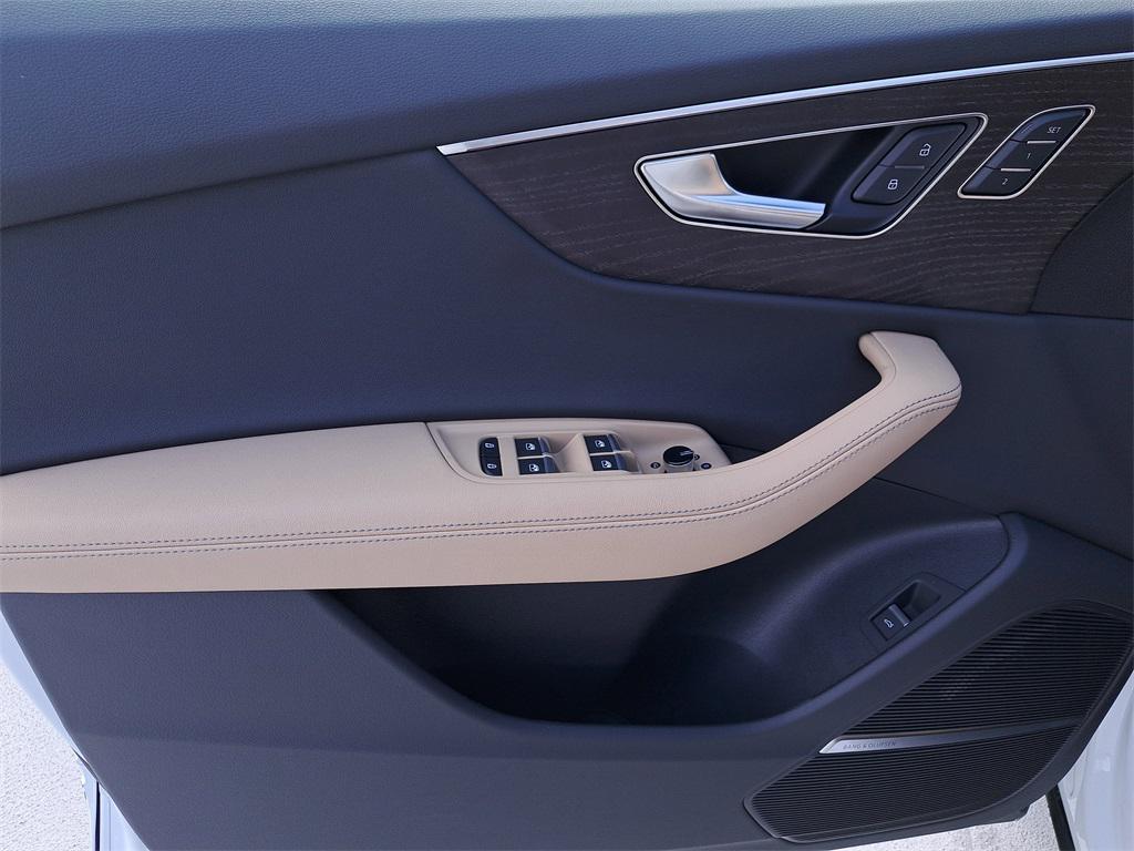 new 2025 Audi Q8 car, priced at $83,715