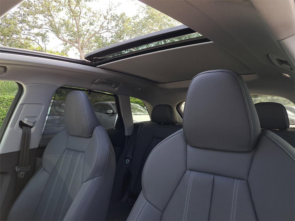new 2025 Audi Q5 car, priced at $61,390