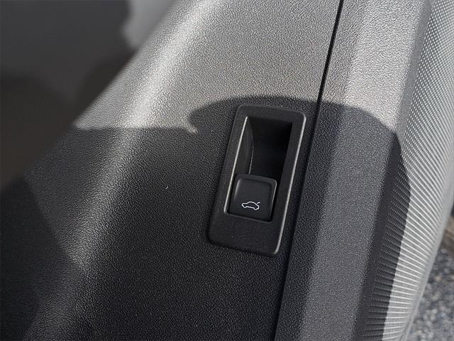 new 2025 Audi Q5 car, priced at $61,390