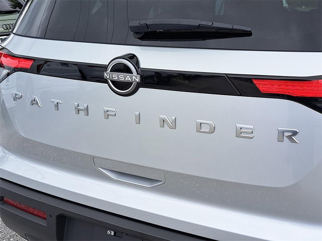 used 2024 Nissan Pathfinder car, priced at $27,057
