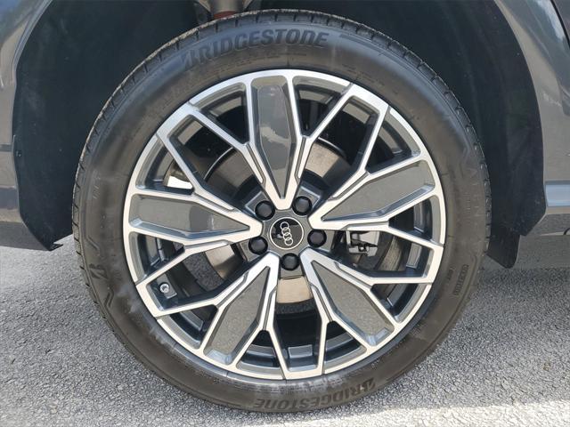 new 2025 Audi Q5 car, priced at $60,975