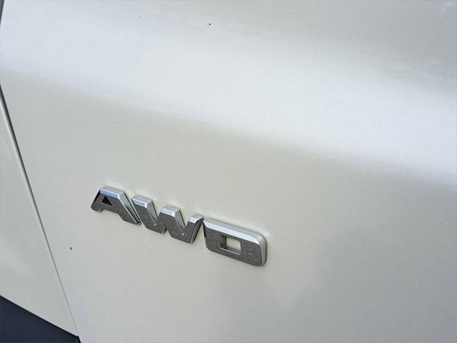 used 2019 Cadillac XT5 car, priced at $22,975