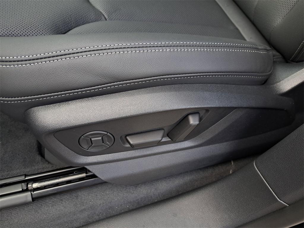 new 2025 Audi Q8 car, priced at $83,715