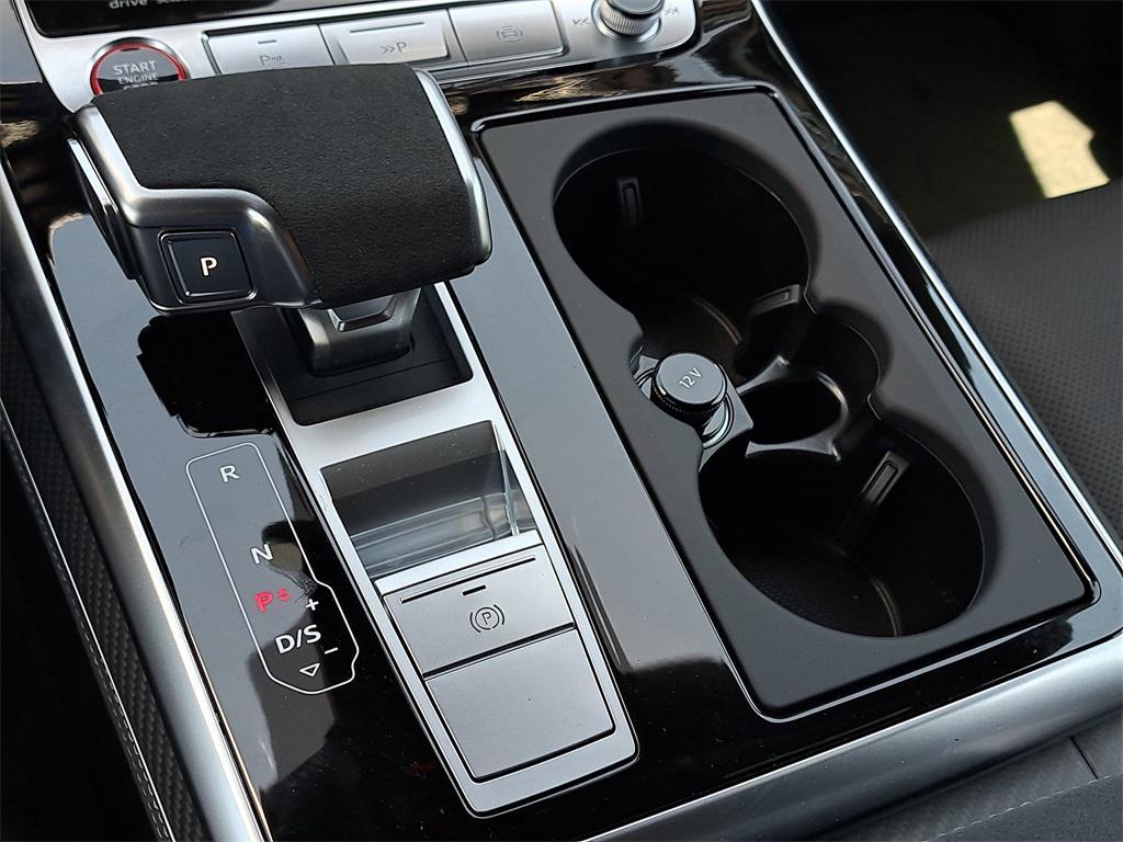 new 2025 Audi RS Q8 car, priced at $159,000
