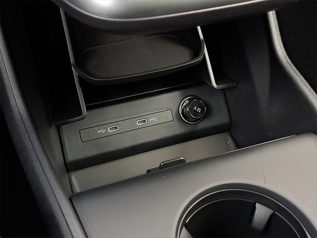 new 2025 Audi Q4 e-tron car, priced at $60,380
