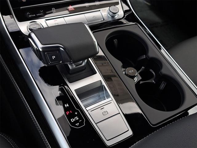 new 2025 Audi Q8 car, priced at $82,965