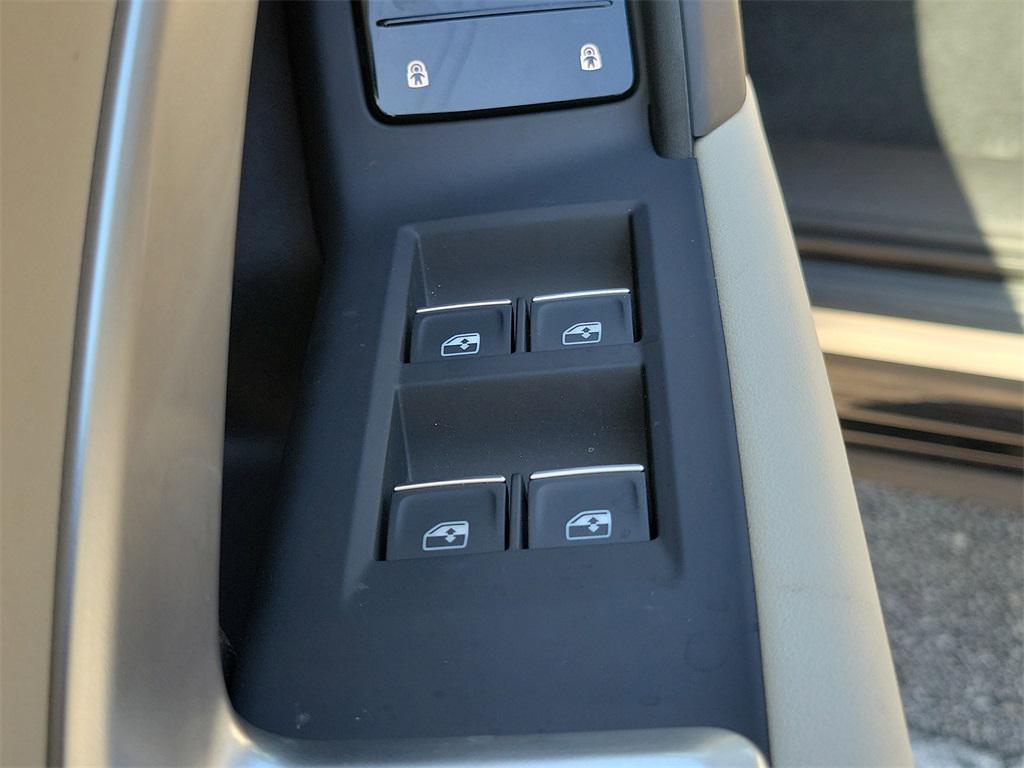 new 2025 Audi Q5 car, priced at $64,250