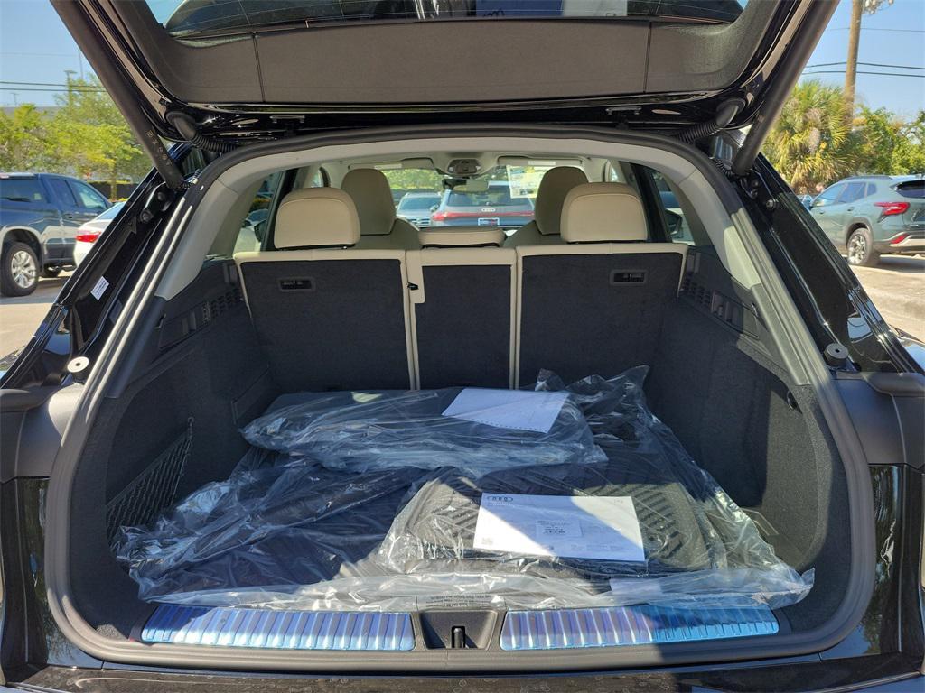 new 2025 Audi Q5 car, priced at $64,250