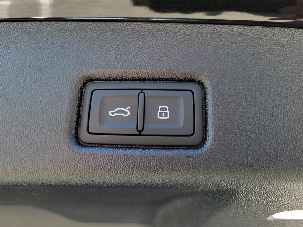 new 2025 Audi Q5 car, priced at $64,250