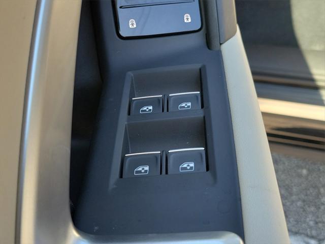 new 2025 Audi Q5 car, priced at $64,250