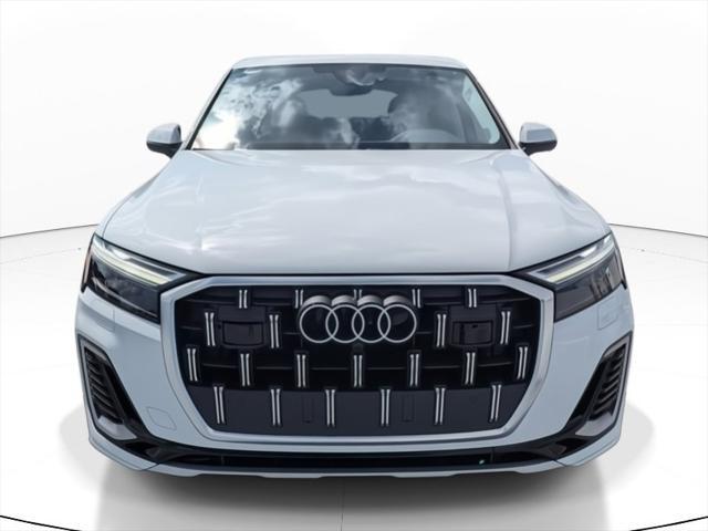 new 2025 Audi Q7 car, priced at $73,655