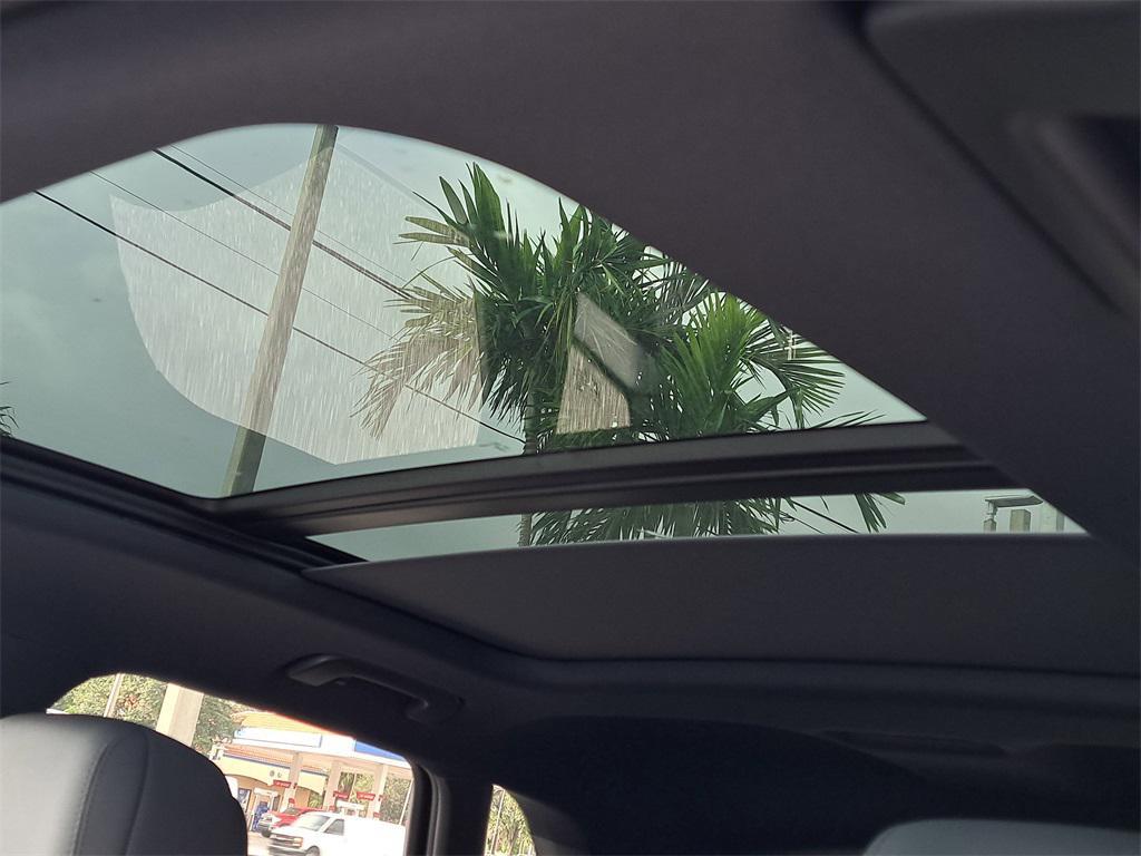 new 2025 Audi Q3 car, priced at $40,965