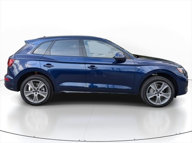 new 2025 Audi Q5 car, priced at $52,685