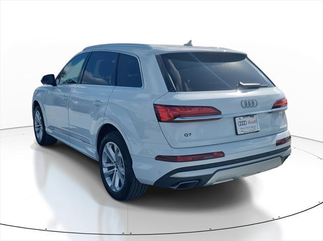 new 2025 Audi Q7 car, priced at $66,400