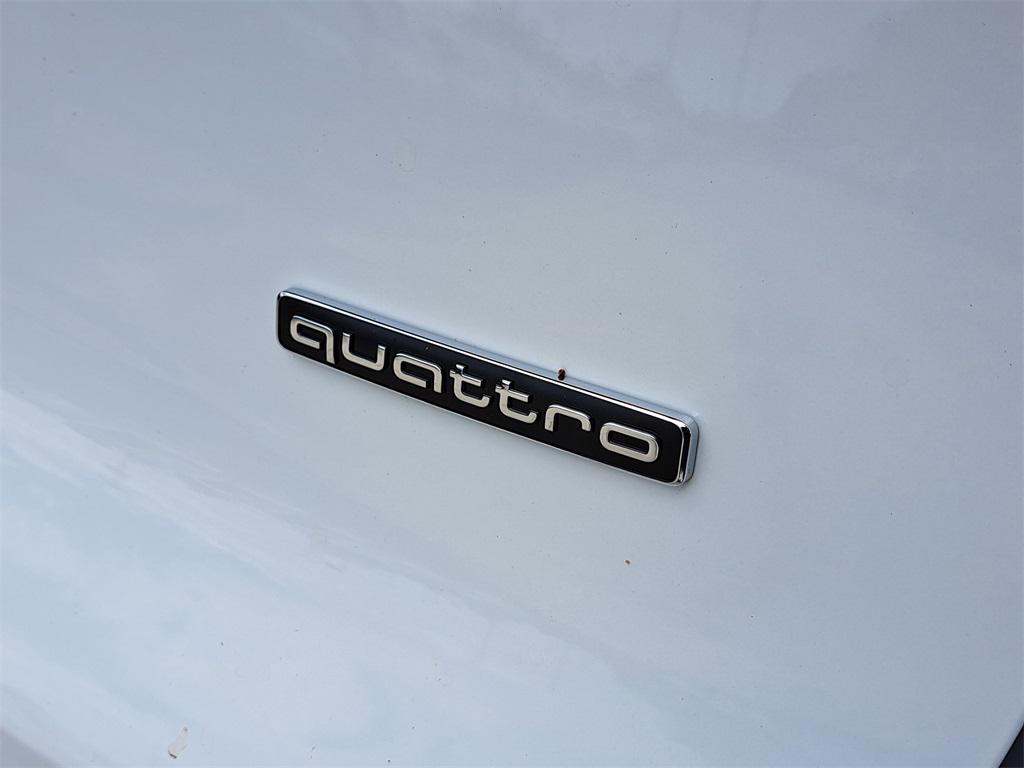 new 2025 Audi Q5 car, priced at $60,950