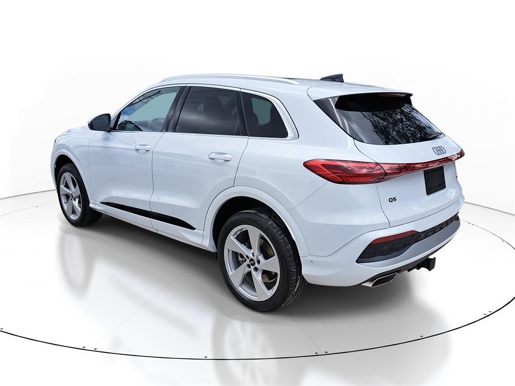 new 2025 Audi Q5 car, priced at $60,950