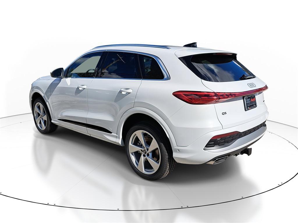 new 2025 Audi Q5 car, priced at $61,950