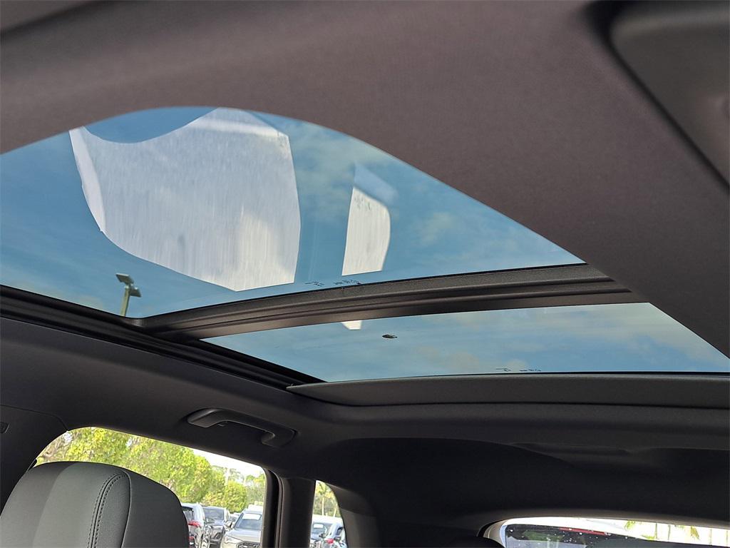 new 2025 Audi Q3 car, priced at $40,965