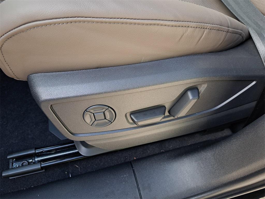 new 2025 Audi Q5 car, priced at $60,950