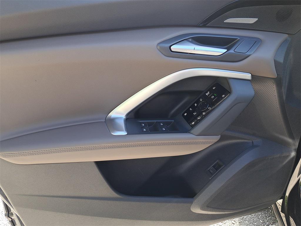 new 2025 Audi Q5 car, priced at $60,950